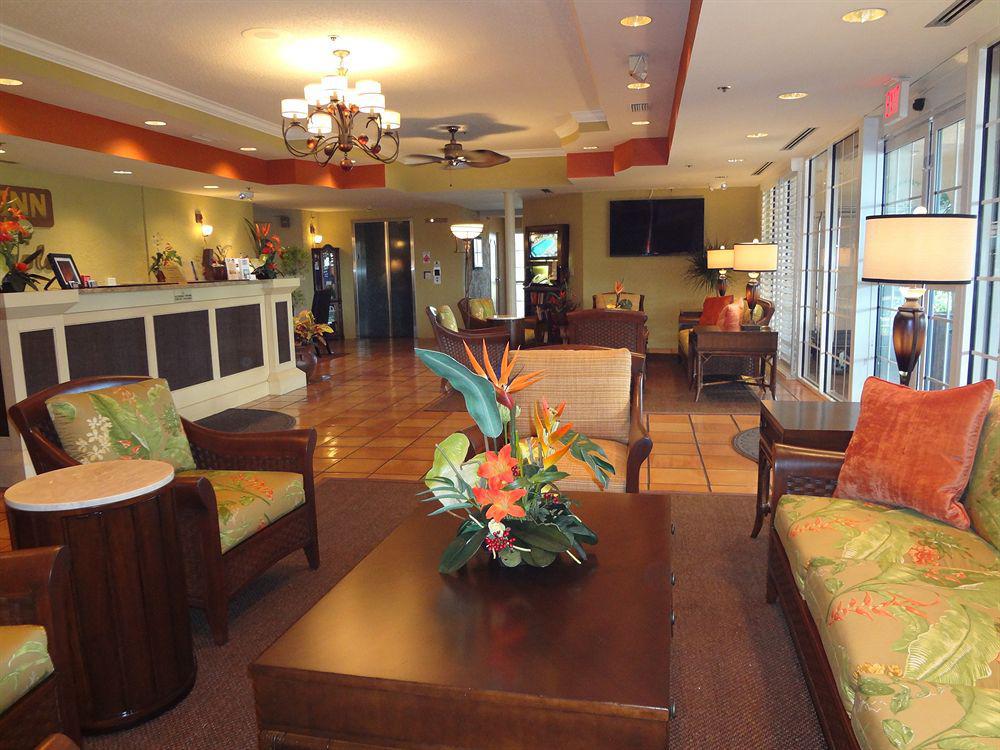 Inn Of Naples, Tapestry Collection By Hilton Exterior photo